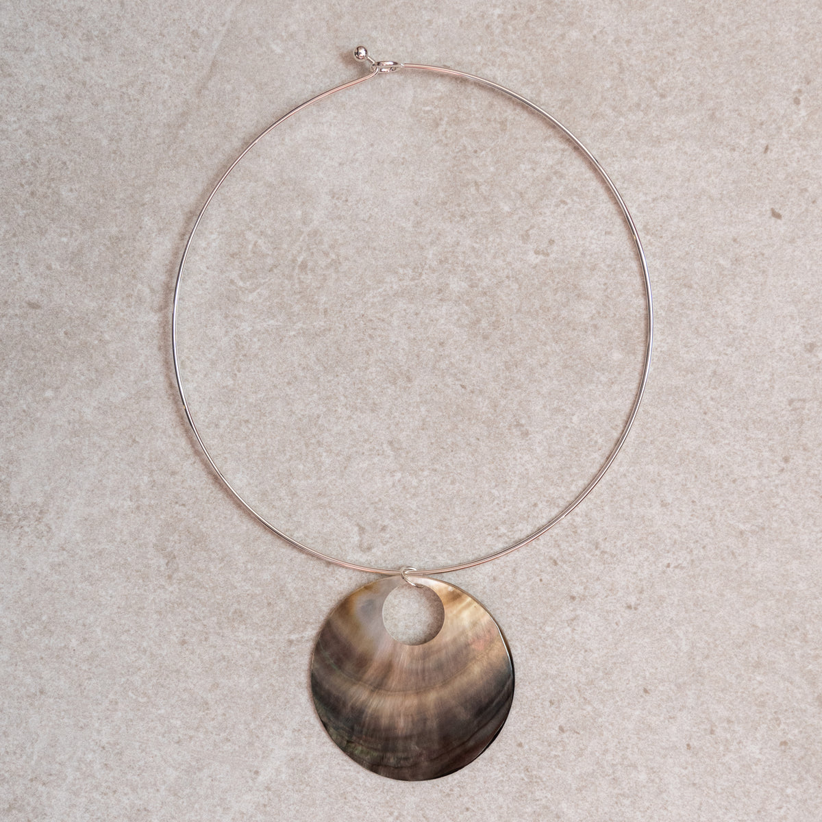 MOTHER OF PEARL DONUT CHOKER