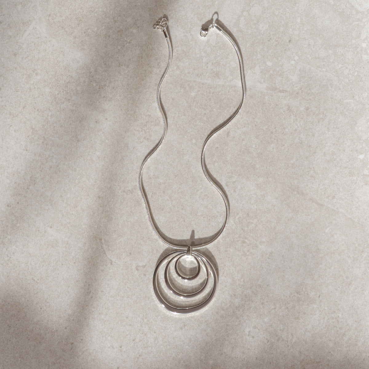 SILVER CIRCLES STATEMENT NECKLACE